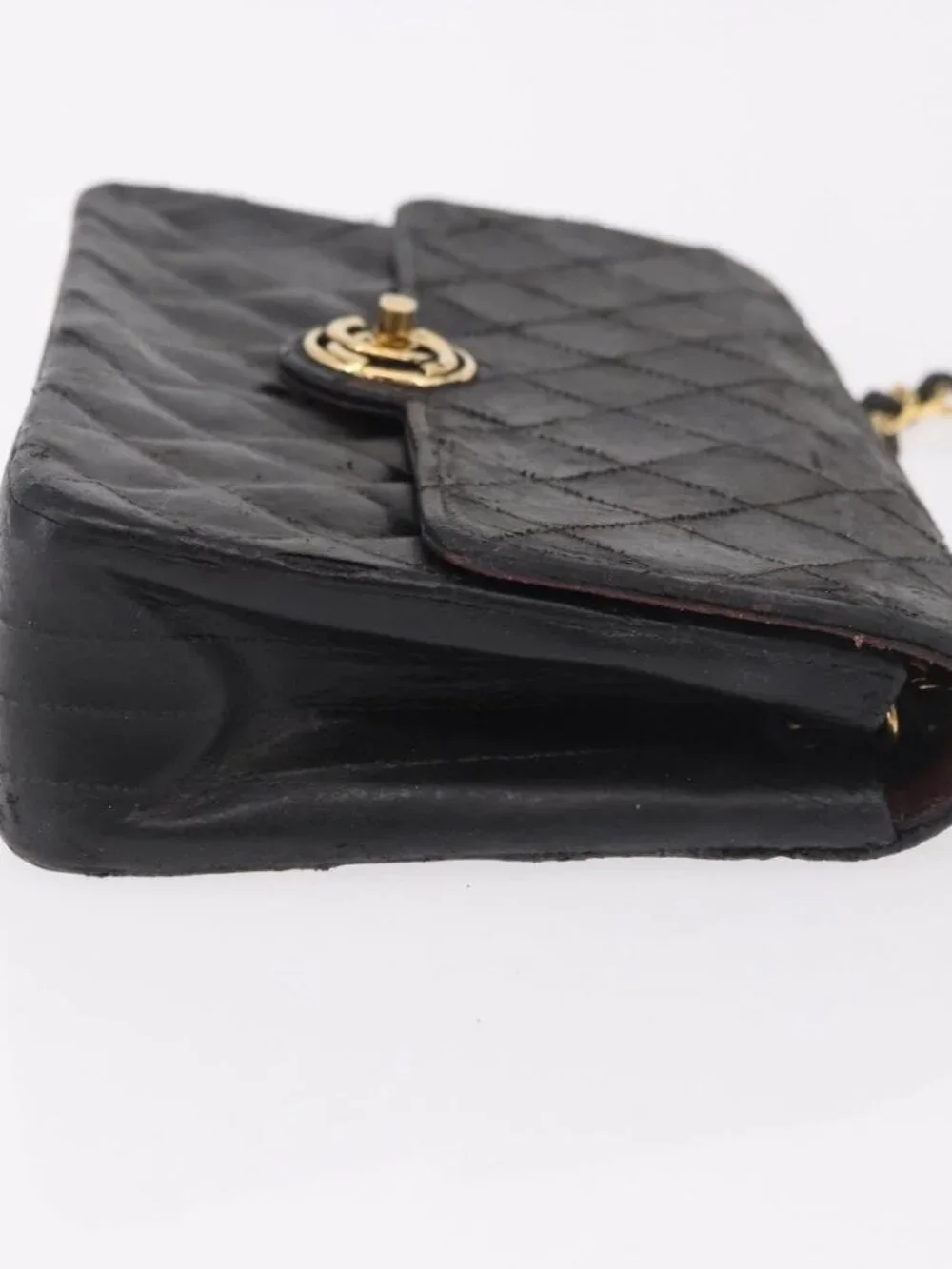 CHANEL Matelasse Chain Shoulder Bag Leather Black Gold CC Auth 188806